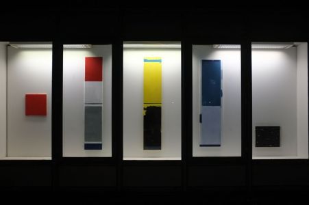 Peter Geerts - Nachtexpo raam I | Nightexpo window I
van zonsondergang tot zonsopgang | from sunset tot sunrise